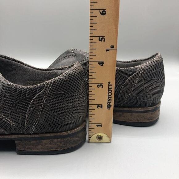 Earth Shoes Womens 9 Avani Banyan Loafers Shoes Gray Leather Slip On Flat Heel - Picture 4 of 9